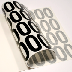 Klistermärksark med svart nummer 0